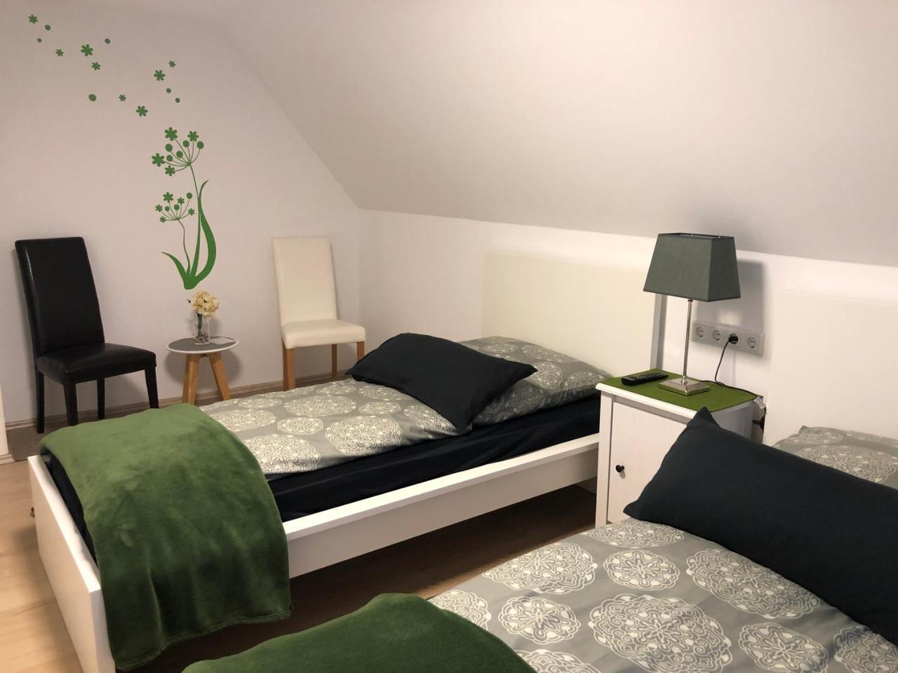Messezimmer 4U Düsseldorf Exterior foto